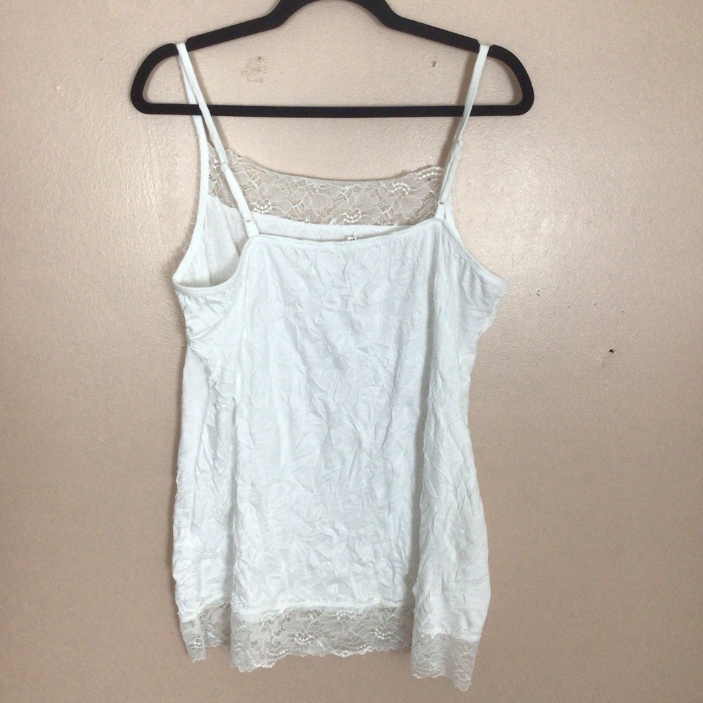 SALE Women's Maurices White Lace Fitted Camisole Size 1 - Picture 2 of 6
